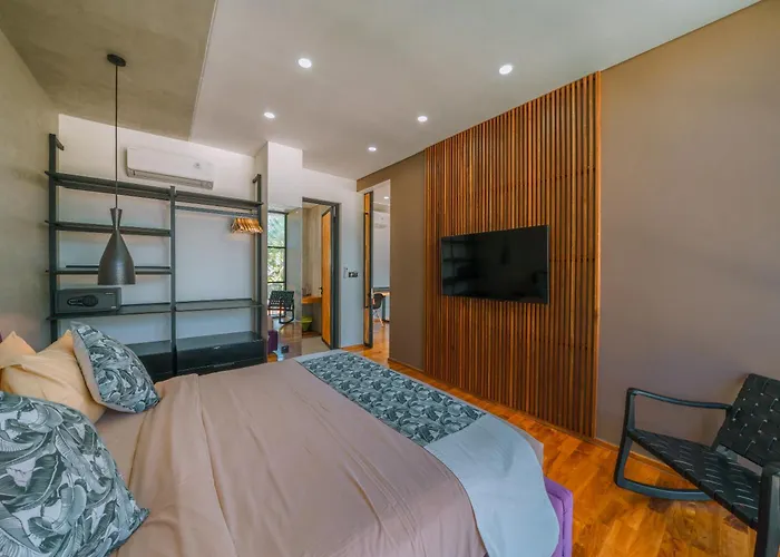Aless - Designer 4br With Sauna, Jacuzzi, Ice Bath, Gym & Rooftop * Canggu