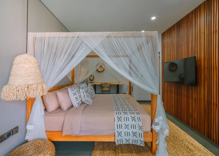 Aless - Designer 4br With Sauna, Jacuzzi, Ice Bath, Gym & Rooftop Canggu