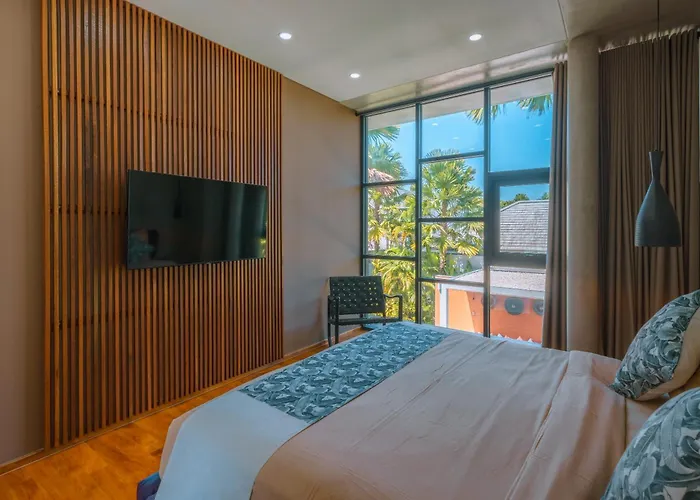 Villa Aless - Designer 4br With Sauna, Jacuzzi, Ice Bath, Gym & Rooftop Canggu