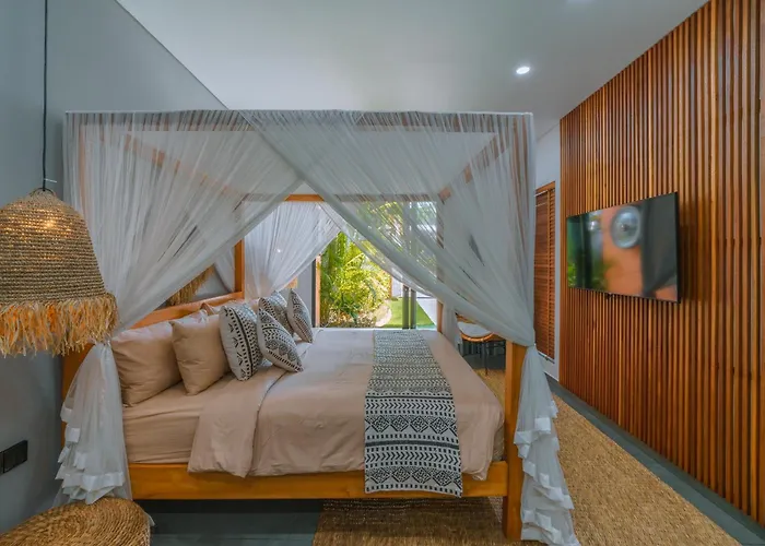 Villa Aless - Designer 4br With Sauna, Jacuzzi, Ice Bath, Gym & Rooftop *