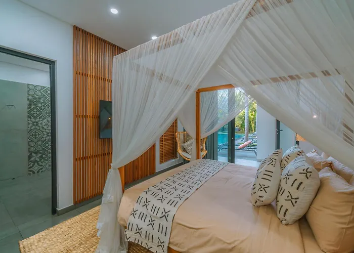 Aless - Designer 4br With Sauna, Jacuzzi, Ice Bath, Gym & Rooftop Villa *