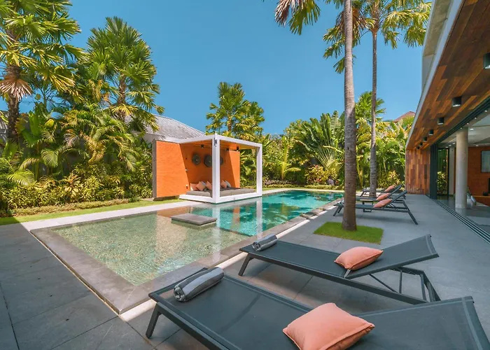 Aless - Designer 4br With Sauna, Jacuzzi, Ice Bath, Gym & Rooftop Villa Canggu