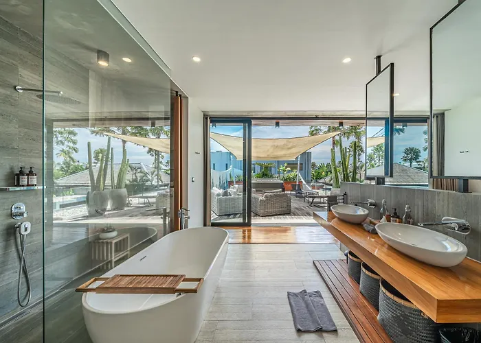 Aless - Designer 4br With Sauna, Jacuzzi, Ice Bath, Gym & Rooftop Villa